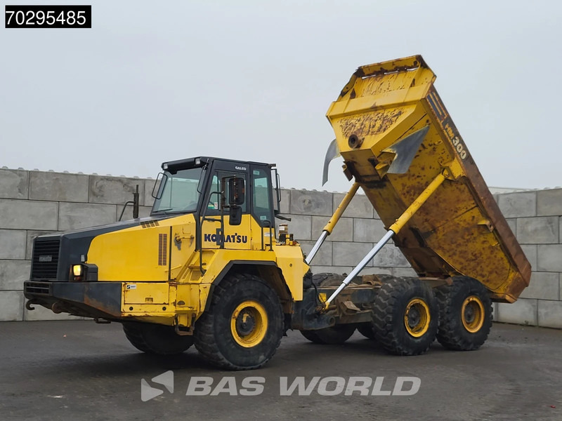 Komatsu HM300-2 - Articulated dumper: picture 2 Komatsu HM300-2 - Articulated dumper: picture 2