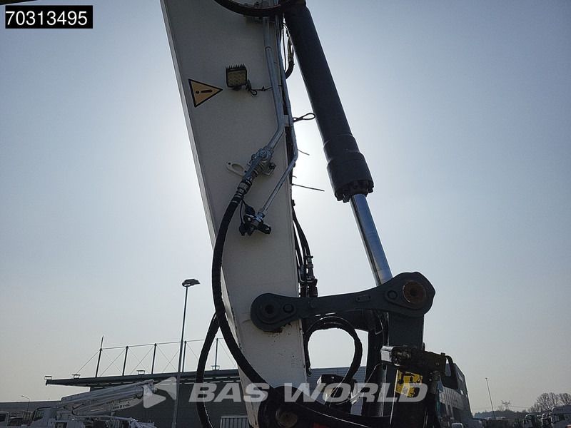 Crawler excavator Liebherr R936 LC R936: picture 11
