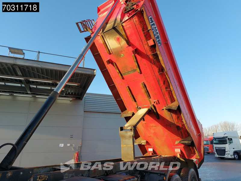 MAN TGA 41.440 TGA 8X8 8x8 18m3 Meiller tipper Steelsuspension Big-Axle Manual Euro 4 - Tipper: picture 3 MAN TGA 41.440 TGA 8X8 8x8 18m3 Meiller tipper Steelsuspension Big-Axle Manual Euro 4 - Tipper: picture 3