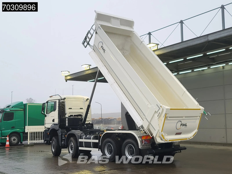 MAN TGS 41.480 8X8 NEW 8x8! 19m3 tipper Steelsuspension Big-Axle Automatic Euro 6 - Tipper: picture 3 MAN TGS 41.480 8X8 NEW 8x8! 19m3 tipper Steelsuspension Big-Axle Automatic Euro 6 - Tipper: picture 3