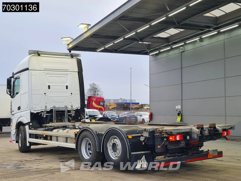 Mercedes-Benz Actros L 2558 Actros 6X2 BDF Full Air Suspension Automatic Lift-Axle Euro 6 - Container transporter/ Swap body truck: picture 2 Mercedes-Benz Actros L 2558 Actros 6X2 BDF Full Air Suspension Automatic Lift-Axle Euro 6 - Container transporter/ Swap body truck: picture 2