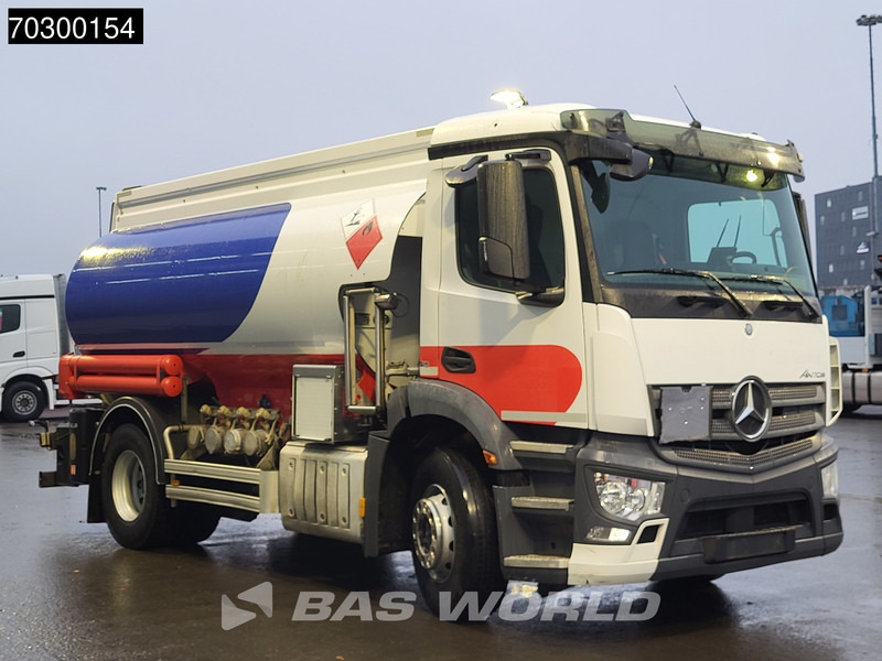 Mercedes-Benz Antos 1824 4X2 13500ltr Fuel tanker 4 comparments ADR Automatic Euro 6 - Tanker truck: picture 3 Mercedes-Benz Antos 1824 4X2 13500ltr Fuel tanker 4 comparments ADR Automatic Euro 6 - Tanker truck: picture 3