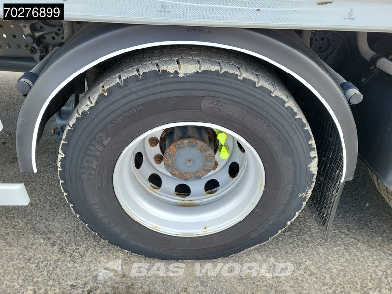 Mercedes-Benz Antos 2535 6X2 Lumikko L7 cooler ladebordwand Lift+Lenkachse Euro 6 - Refrigerator truck: picture 2 Mercedes-Benz Antos 2535 6X2 Lumikko L7 cooler ladebordwand Lift+Lenkachse Euro 6 - Refrigerator truck: picture 2