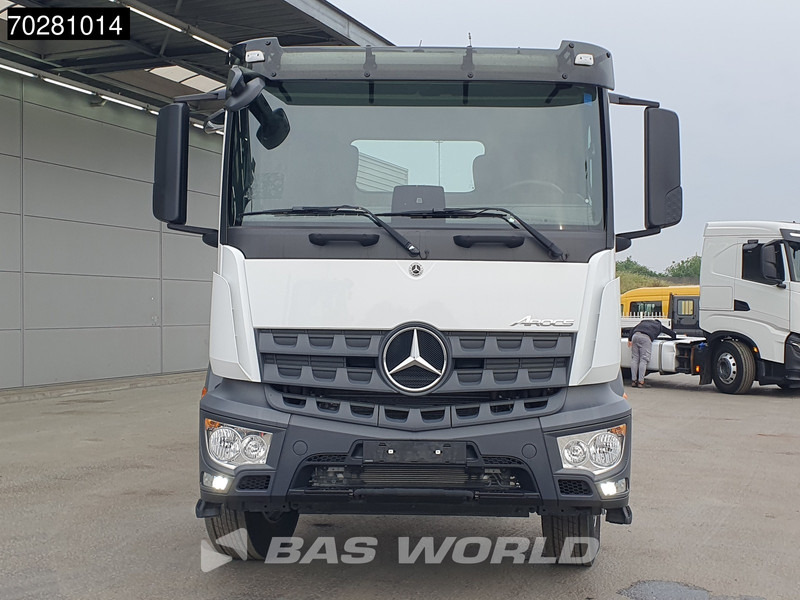 Mercedes-Benz Arocs 2640 6X4 NEW Chassis Big-Axle Automatic Euro 6 - Cab chassis truck: picture 2 Mercedes-Benz Arocs 2640 6X4 NEW Chassis Big-Axle Automatic Euro 6 - Cab chassis truck: picture 2