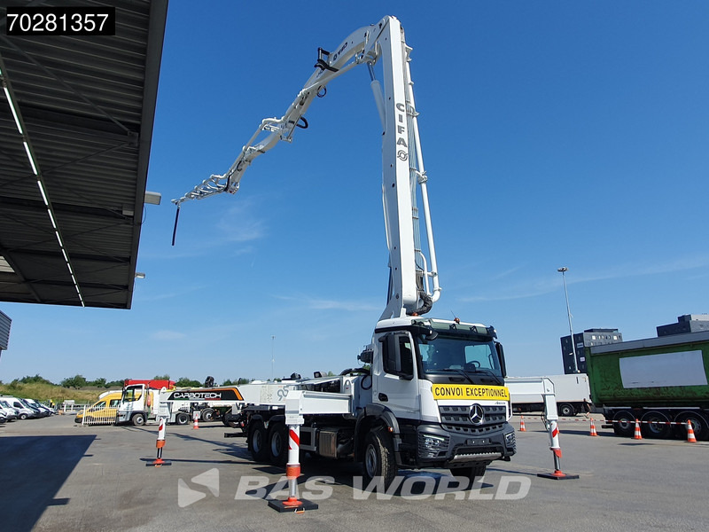 Mercedes-Benz Arocs 3343 6X4 CIFA K40H Carbotech Pump 5 arm Big-Axle Navi Euro 6 - Concrete pump truck: picture 3 Mercedes-Benz Arocs 3343 6X4 CIFA K40H Carbotech Pump 5 arm Big-Axle Navi Euro 6 - Concrete pump truck: picture 3