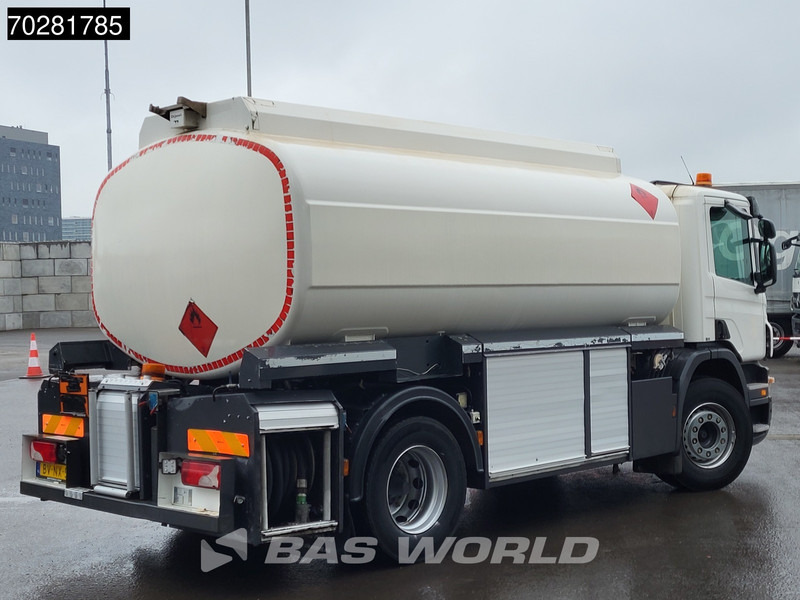 Scania P230 4X2 NL-Truck 3 compartments 16.300 Ltr ADR 3-Pedals Euro 5 - Tanker truck: picture 5 Scania P230 4X2 NL-Truck 3 compartments 16.300 Ltr ADR 3-Pedals Euro 5 - Tanker truck: picture 5