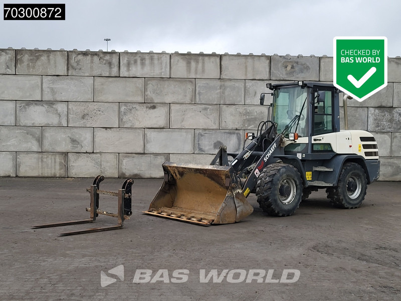 Schaeff TL80 4-1 Buckets + Forks - Wheel loader: picture 1 Schaeff TL80 4-1 Buckets + Forks - Wheel loader: picture 1