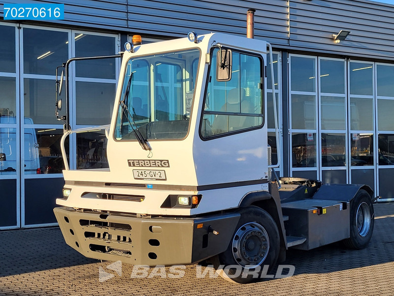Terberg YT182 4X2 - Terminal tractor: picture 3 Terberg YT182 4X2 - Terminal tractor: picture 3