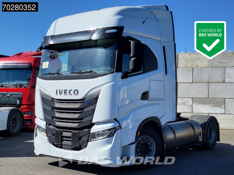 Iveco S-Way 460 4X2 LNG Retarder 2x Tanks Standklima LED Navi - Tractor unit: picture 1 Iveco S-Way 460 4X2 LNG Retarder 2x Tanks Standklima LED Navi - Tractor unit: picture 1