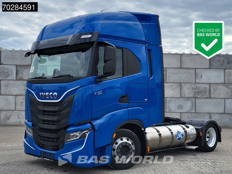 Iveco S-Way 460 4X2 Retarder 2xTanks Mega ACC LED Navi Euro 6 - Tractor unit: picture 1 Iveco S-Way 460 4X2 Retarder 2xTanks Mega ACC LED Navi Euro 6 - Tractor unit: picture 1