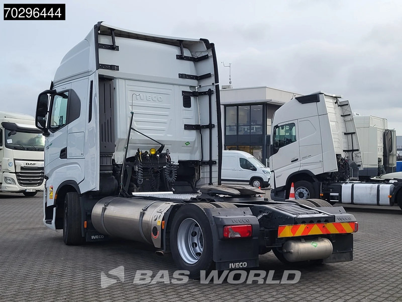 Iveco S-Way 460 S-Way 4X2 LNG Retarder 2X Tanks - Tractor unit: picture 2 Iveco S-Way 460 S-Way 4X2 LNG Retarder 2X Tanks - Tractor unit: picture 2