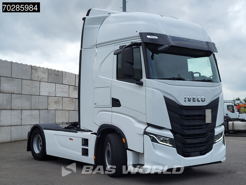 Iveco S-Way 490 4X2 Retarder Standklima 2xTanks Navi ACC LED Euro 6 - Tractor unit: picture 3 Iveco S-Way 490 4X2 Retarder Standklima 2xTanks Navi ACC LED Euro 6 - Tractor unit: picture 3