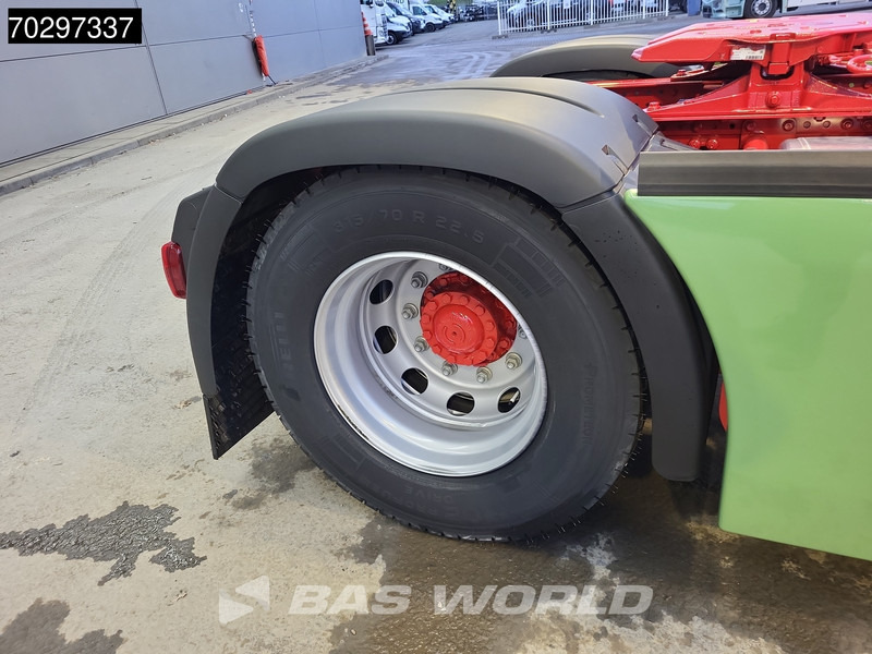 New Tractor unit Iveco S-Way 580 4X2 NEW! LED Standklima ACC Navi Euro 6: picture 16