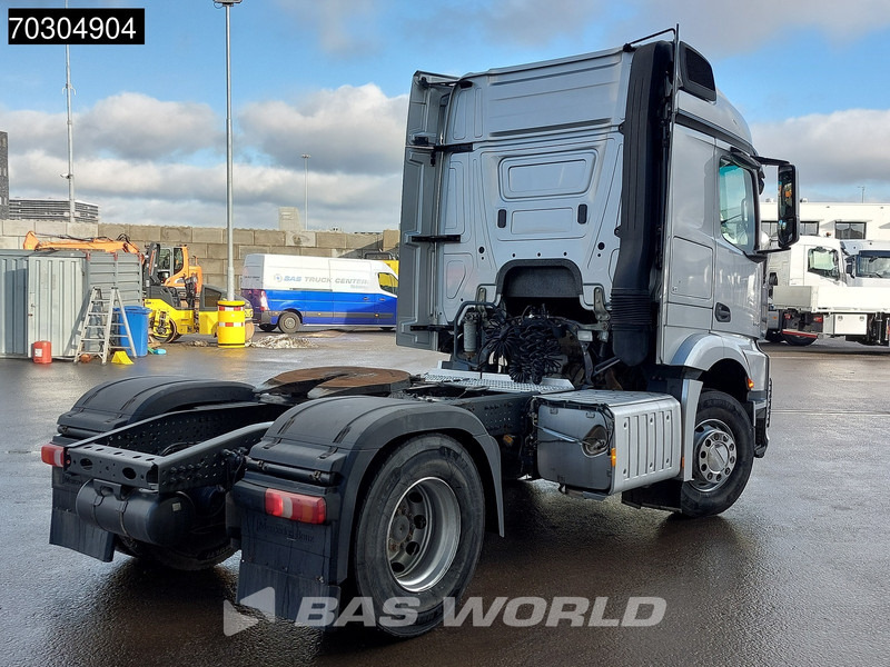 Mercedes-Benz Actros 1843 4X2 StreamSpace ADR - Tractor unit: picture 5 Mercedes-Benz Actros 1843 4X2 StreamSpace ADR - Tractor unit: picture 5