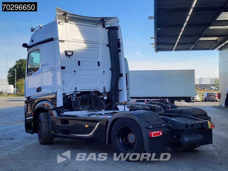 Mercedes-Benz Actros 1848 4X2 BigSpace Retarder Standklima MirrorCam ACC Xenon Euro 6 - Tractor unit: picture 2 Mercedes-Benz Actros 1848 4X2 BigSpace Retarder Standklima MirrorCam ACC Xenon Euro 6 - Tractor unit: picture 2