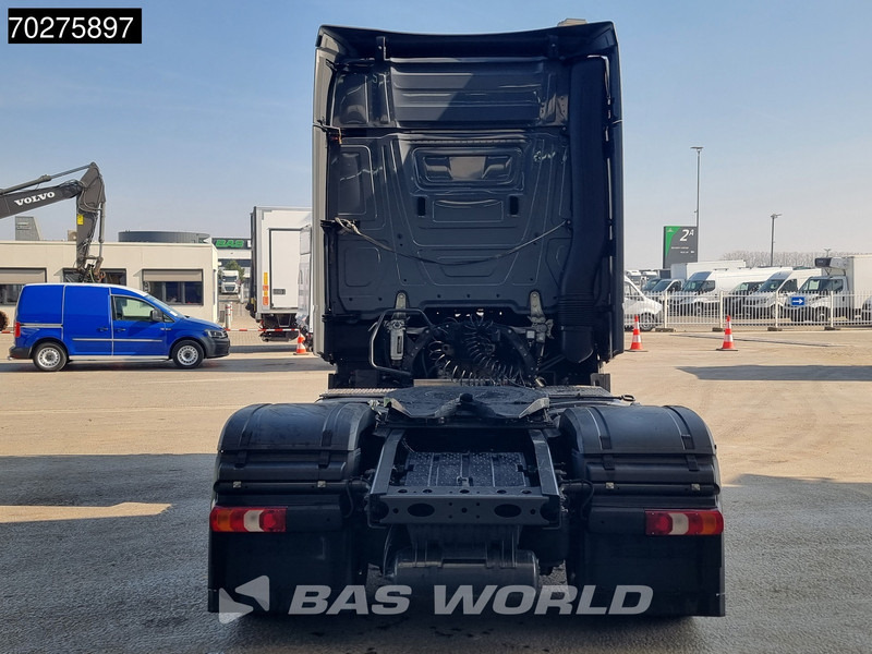 Mercedes-Benz Actros 1851 4X2 BigSpace 2x Tanks - Tractor unit: picture 3 Mercedes-Benz Actros 1851 4X2 BigSpace 2x Tanks - Tractor unit: picture 3