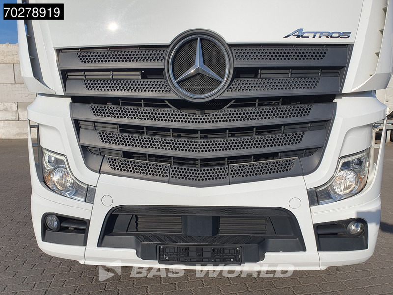Tractor unit Mercedes-Benz Actros 1945 4X2 BigSpace Retarder 2x Tanks MirrorCam: picture 7