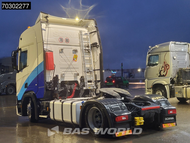 Scania R450 4X2 Mega Hebesattel Retarder 2x Tanks Standklima - Tractor unit: picture 2 Scania R450 4X2 Mega Hebesattel Retarder 2x Tanks Standklima - Tractor unit: picture 2