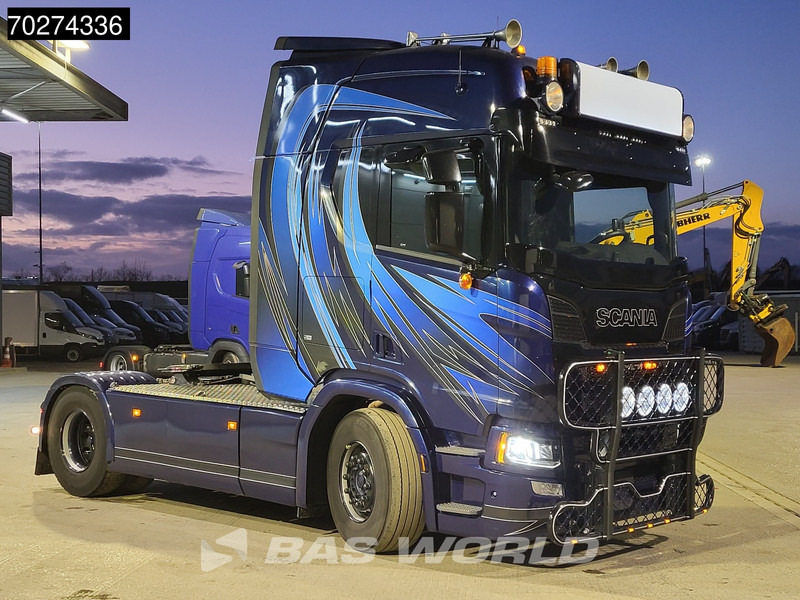 Scania R450 R 4X2 Retarder 2xTanks ACC LED Standklima - Tractor unit: picture 3 Scania R450 R 4X2 Retarder 2xTanks ACC LED Standklima - Tractor unit: picture 3
