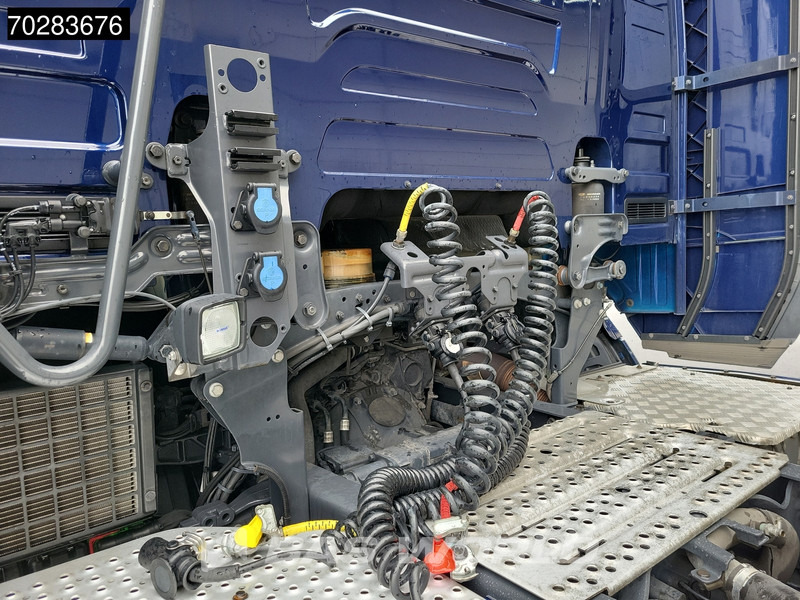 Tractor unit Scania R540 4X2 Retarder Full-Air 2x Tanks Leather LED ACC Standklima Alcoa's: picture 6