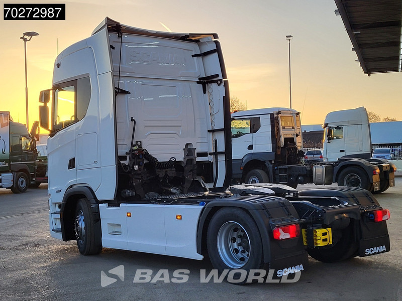 Scania S460 4X2 NEW! Retarder ACC Navi Standklima 2X Tanks - Tractor unit: picture 2 Scania S460 4X2 NEW! Retarder ACC Navi Standklima 2X Tanks - Tractor unit: picture 2