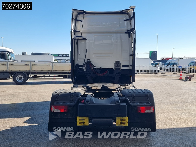 Tractor unit Scania S460 S 4X2 Retarder Euro 6 ACC 2X Tanks: picture 10 Tractor unit Scania S460 S 4X2 Retarder Euro 6 ACC 2X Tanks: picture 10
