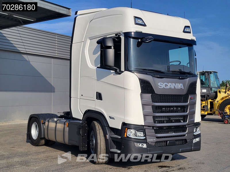 Scania S500 S 4X2 NEW! Retarder 2x Tanks Standklima ACC - Tractor unit: picture 3 Scania S500 S 4X2 NEW! Retarder 2x Tanks Standklima ACC - Tractor unit: picture 3