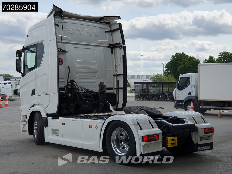 Scania S770 4X2 Full-Air Retarder 2x Tanks Standklima Alcoa's Leather - Tractor unit: picture 2 Scania S770 4X2 Full-Air Retarder 2x Tanks Standklima Alcoa's Leather - Tractor unit: picture 2