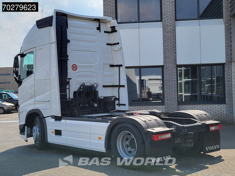 Volvo FH 460 4X2 NEW! XL Leather I-Park LED GSR TC - Tractor unit: picture 2 Volvo FH 460 4X2 NEW! XL Leather I-Park LED GSR TC - Tractor unit: picture 2