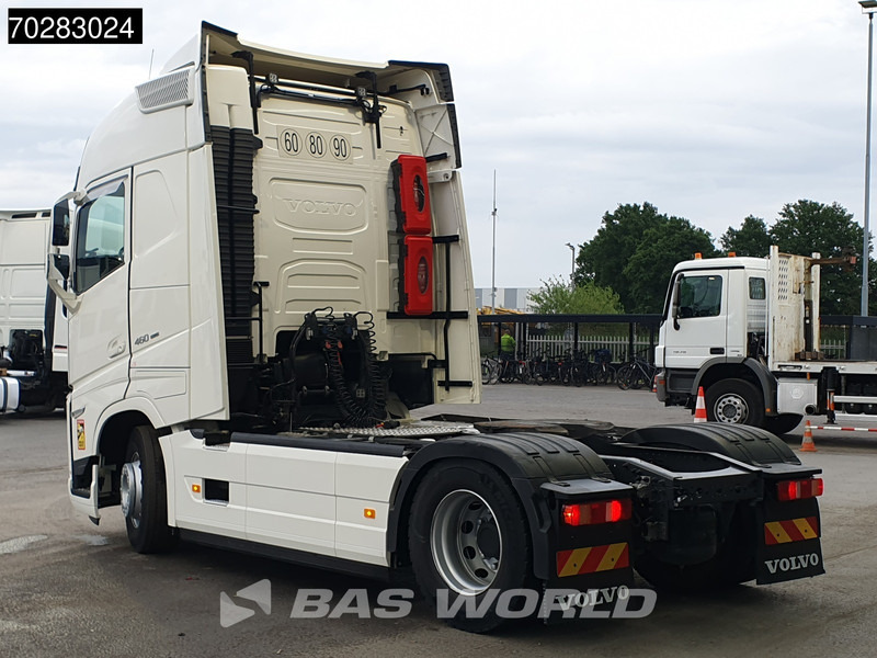 Volvo FH 460 4X2 VEB+ I-ParkCool 2x Tanks LED Navi - Tractor unit: picture 2 Volvo FH 460 4X2 VEB+ I-ParkCool 2x Tanks LED Navi - Tractor unit: picture 2