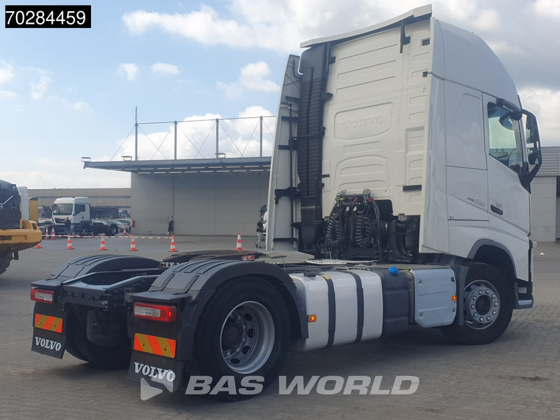 Volvo FH 500 FH 4X2 XL 2xTanks VEB+ Xenon Euro 6 - Tractor unit: picture 5 Volvo FH 500 FH 4X2 XL 2xTanks VEB+ Xenon Euro 6 - Tractor unit: picture 5