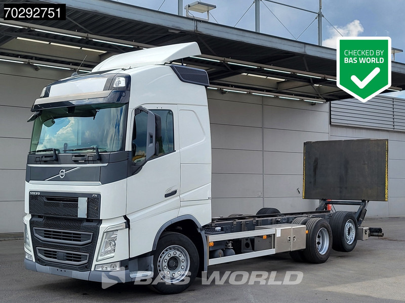 Volvo FH 460 FH 6X2 2000kg Ladebordwand Xenon DynamicSteering Automatic ACC Euro 6 - Cab chassis truck: picture 1 Volvo FH 460 FH 6X2 2000kg Ladebordwand Xenon DynamicSteering Automatic ACC Euro 6 - Cab chassis truck: picture 1