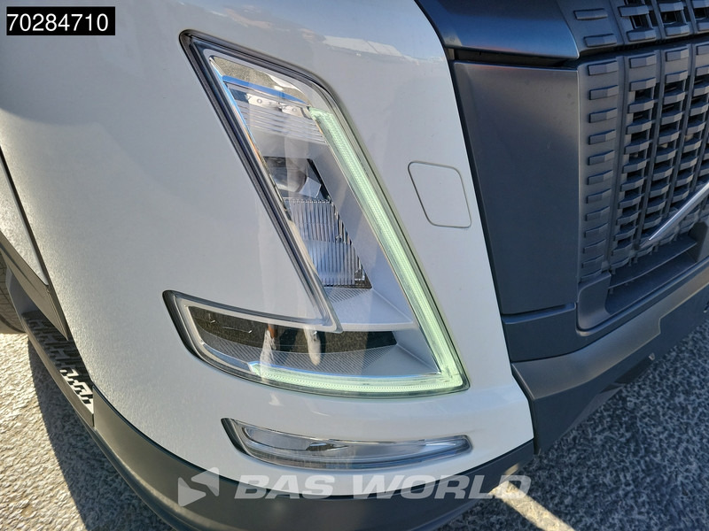 New Cab chassis truck Volvo FH 62 R AERO 6X2 NEW Horsetruck chassis Lift+Lenkachse Dynamic Steering Mirror cam Euro 6: picture 16