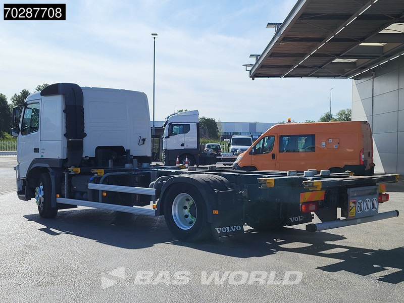 Volvo FM 330 4X2 4,60m Wheelbase BDF Automatic Euro 5 - Container transporter/ Swap body truck: picture 2 Volvo FM 330 4X2 4,60m Wheelbase BDF Automatic Euro 5 - Container transporter/ Swap body truck: picture 2