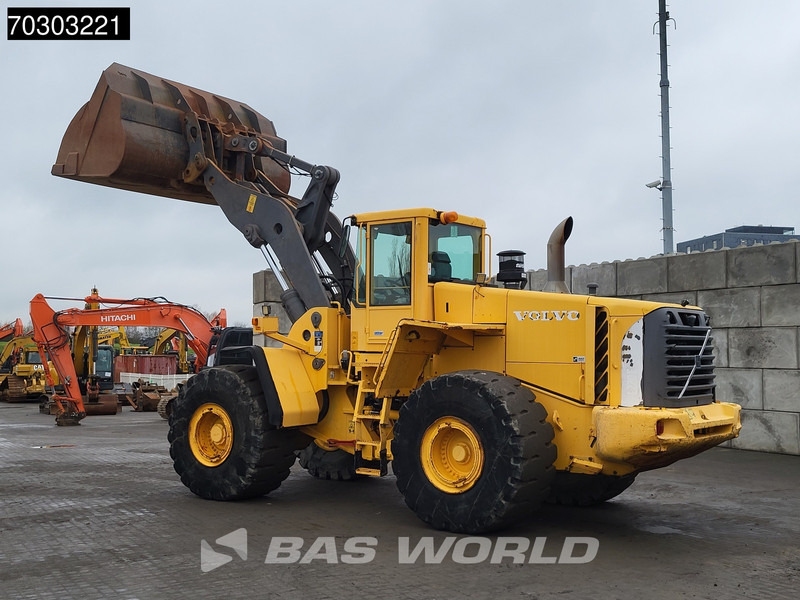 Volvo L220 E Quick Coupler - Wheel loader: picture 5 Volvo L220 E Quick Coupler - Wheel loader: picture 5