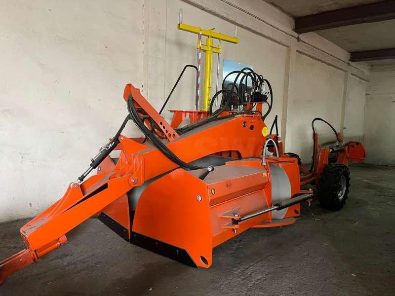 Agrotécnica V5000CCM-DC - Grader: picture 2 Agrotécnica V5000CCM-DC - Grader: picture 2