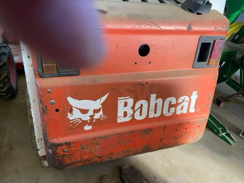 Bobcat T140 - Skid steer loader: picture 3 Bobcat T140 - Skid steer loader: picture 3