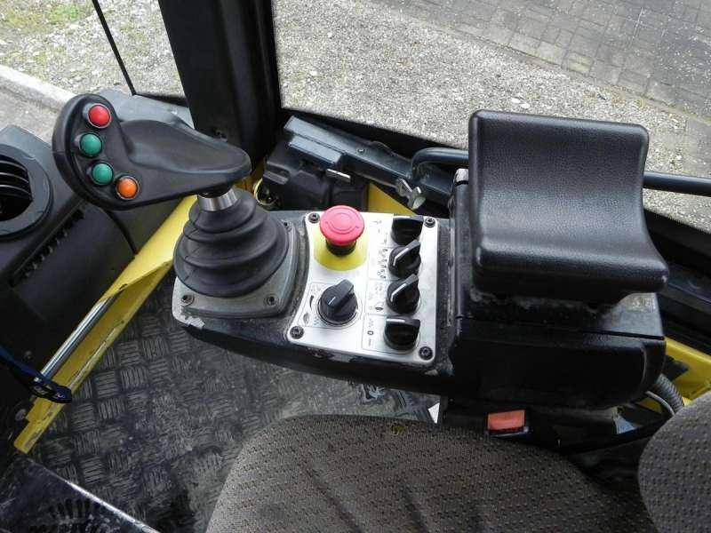 Road roller Bomag BW174AP-4 AM II: picture 12