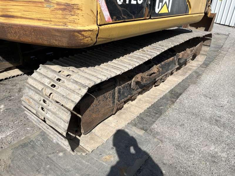 Crawler excavator Caterpillar 312CL: picture 22
