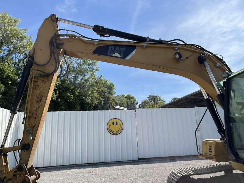 Crawler excavator Caterpillar 312CL: picture 17