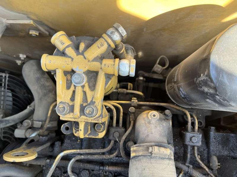 Crawler excavator Caterpillar 312CL: picture 43
