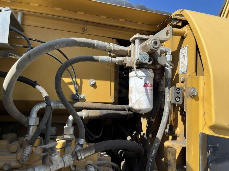 Crawler excavator Caterpillar 312CL: picture 32