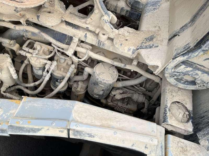 Wheel loader Caterpillar 962K: picture 36