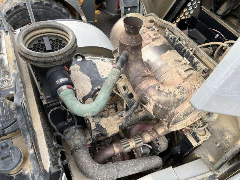 Wheel loader Caterpillar 962K: picture 29