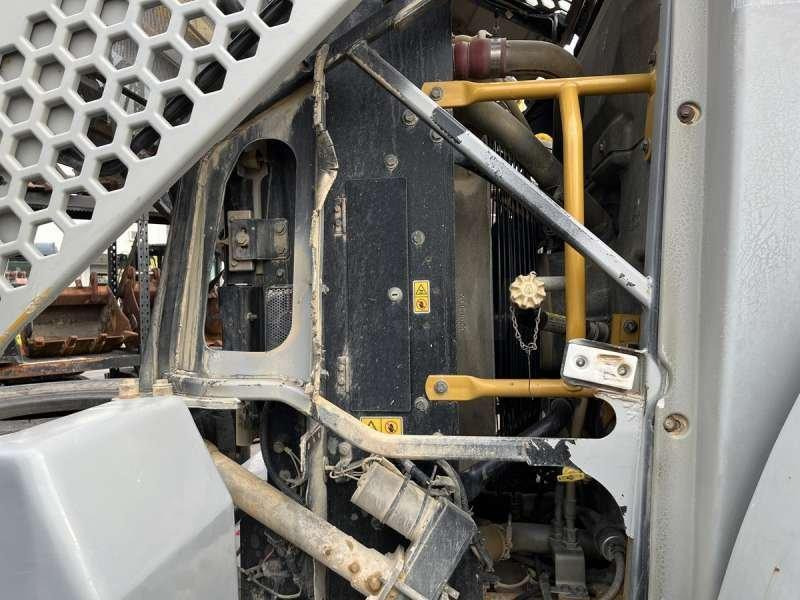 Wheel loader Caterpillar 962K: picture 25