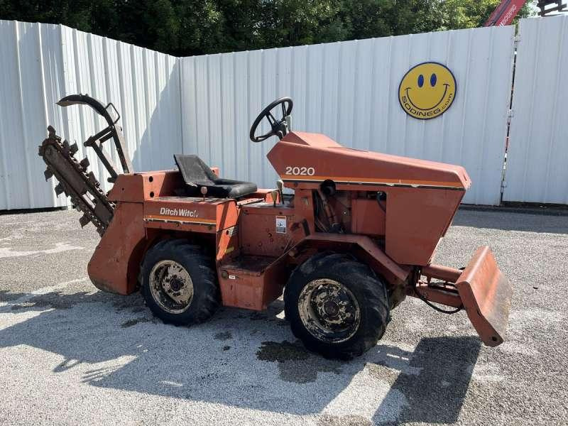 DITCH WITCH 2020K - Trencher: picture 1 DITCH WITCH 2020K - Trencher: picture 1