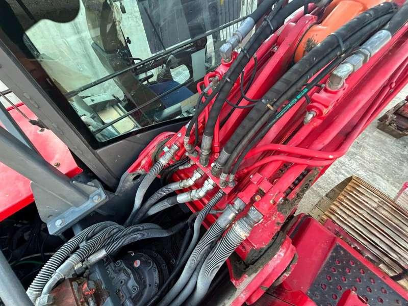 Crawler excavator Hitachi ZX400LCH-3: picture 39
