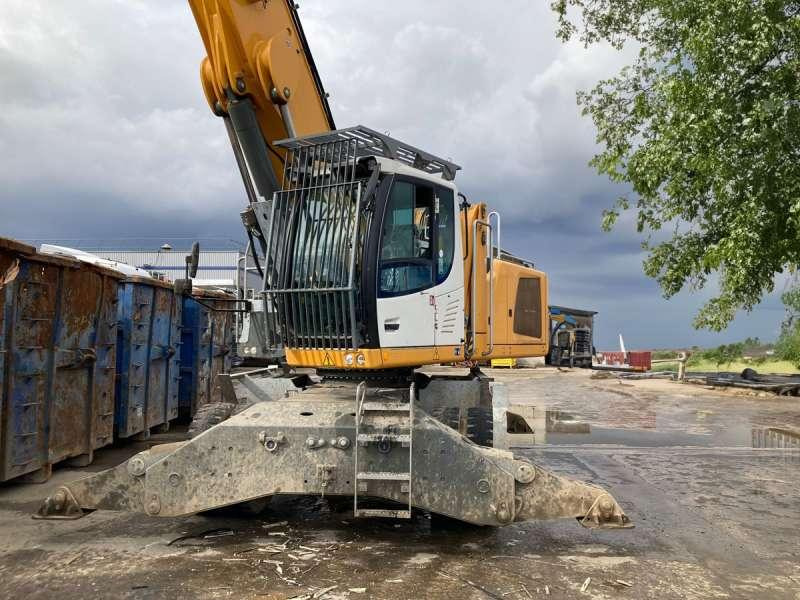 Liebherr LH40M LITRONIC - Waste/ Industry handler: picture 3 Liebherr LH40M LITRONIC - Waste/ Industry handler: picture 3