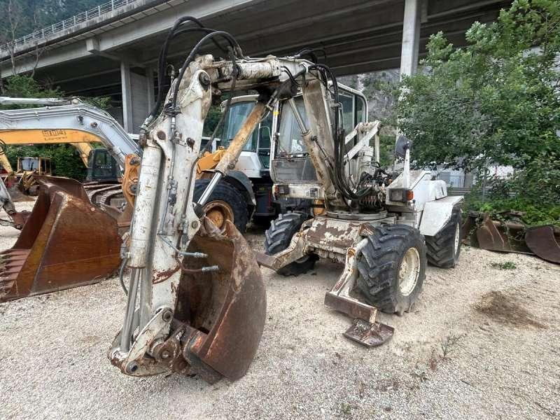 Mecalac 8CXI - Wheel excavator: picture 5 Mecalac 8CXI - Wheel excavator: picture 5