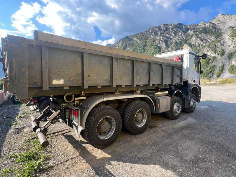 Mercedes AROCS 3253 8X4 - Tipper: picture 3 Mercedes AROCS 3253 8X4 - Tipper: picture 3